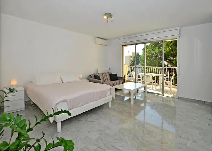 Azur 3000 Daire Saint-Laurent-du-Var